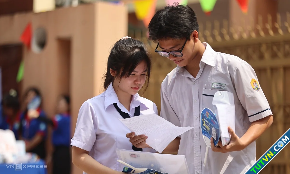 30 đại học ở Hà Nội công bố điểm sàn SAT ACT-1.webp