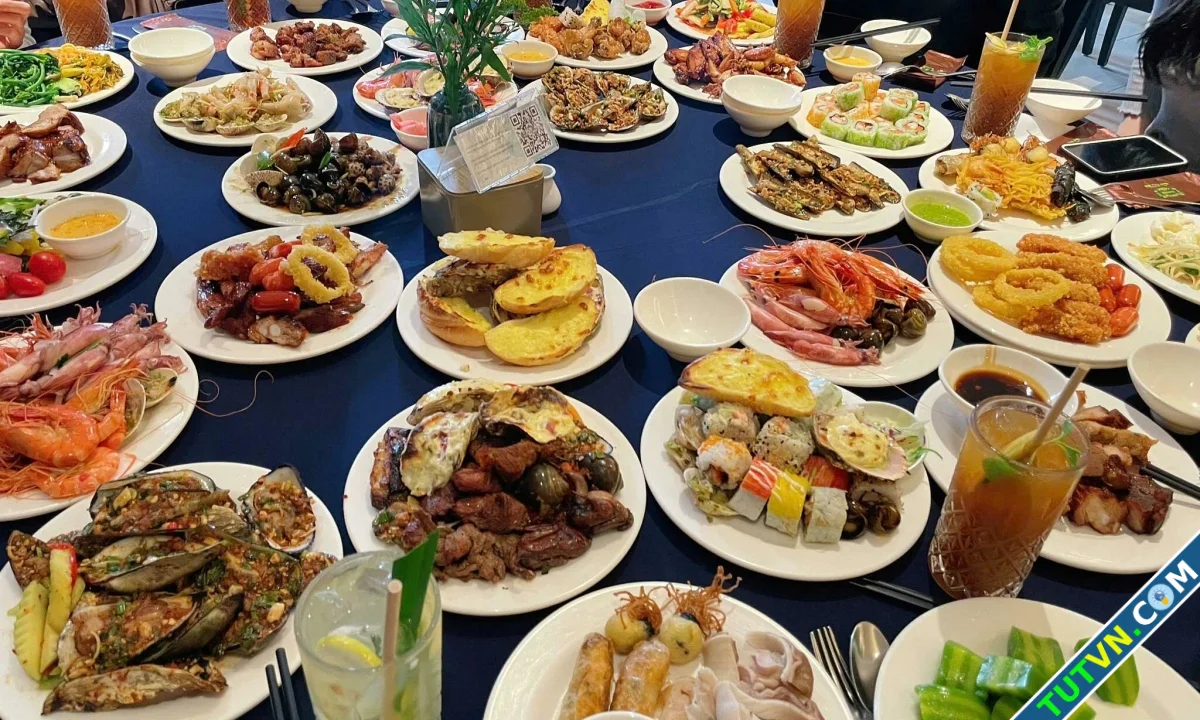 Ăn buffet thế nào để không tăng đường huyết-1.webp