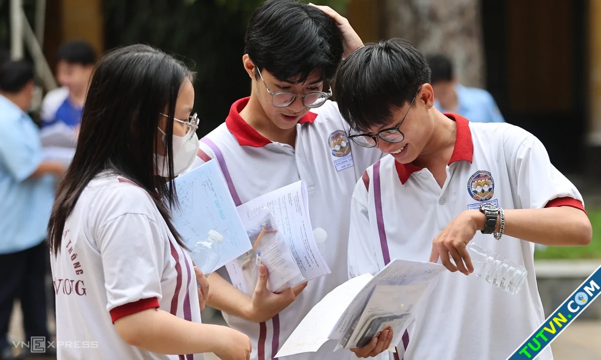 Ba đại học bỏ tổ hợp lạ trong xét tuyển ngành Y Sư phạm-1.webp