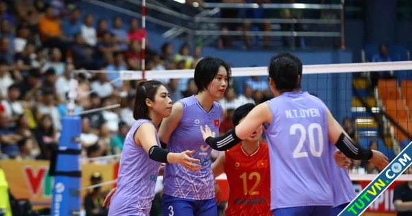 Bích Tuyền rực sáng đội tuyển bóng chuyền nữ Việt Nam vẫn ngậm ngùi về nhì VTV Cup-1.webp