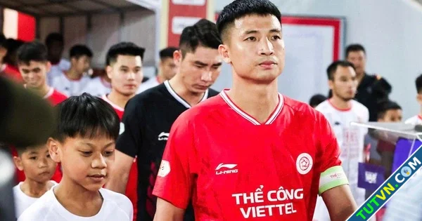 Bùi Tiến Dũng gia hạn hợp đồng 2 năm Thể Công Viettel như một phần máu thịt của tôi-1.webp
