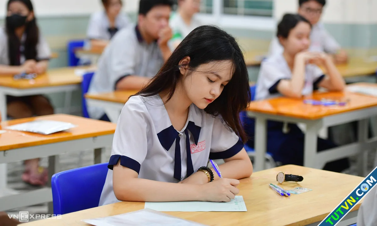 Cách điền phiếu trả lời và lưu ý làm bài trắc nghiệm thi tốt nghiệp THPT-1.webp
