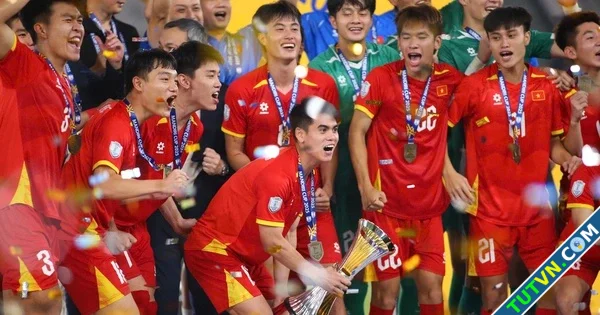 CĐV Indonesia phản ứng bất ngờ khi đội nhà thua U23 Việt Nam không cay cú chút nào-1.webp
