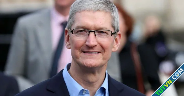 CEO Tim Cook Apple Watch từng cứu sống cha tôi-1.webp