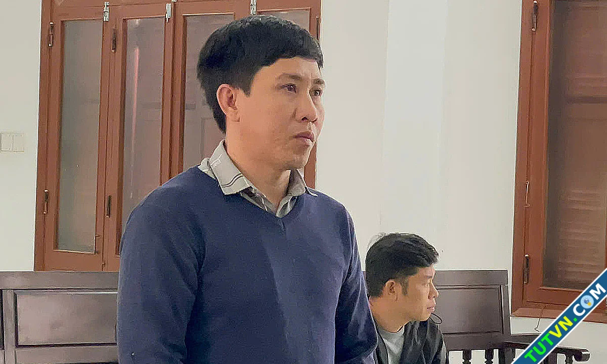 Chém hàng xóm vì ghen-1.webp