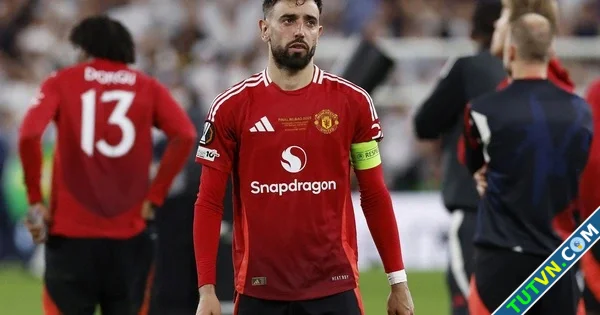 Choáng với mức lương hơn 6000 tỉ đồng của Bruno Fernandes MU không thể ngăn cản-1.webp