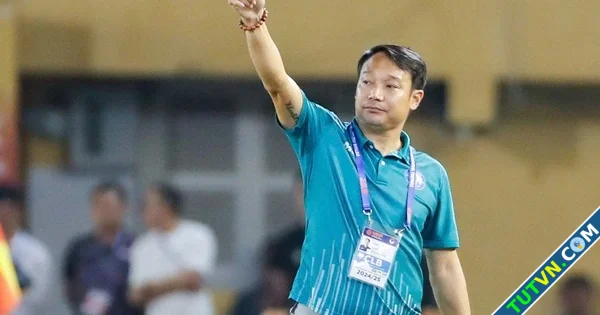 CLB Nam Định thẳng tiến ngai vàng HLV Vũ Hồng Việt cần được nhìn nhận xứng đáng-1.webp