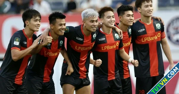 CLB Ninh Bình đổi tên thay HLV nội bằng tướng ngoại Đua vô địch VLeague ngay từ bây giờ-1.webp