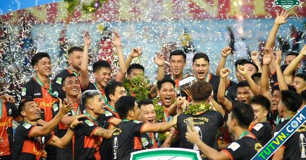 CLB Ninh Bình liên tục mua 039sao039 Nhắm con đường vô địch như HAGL năm 2003-1.webp