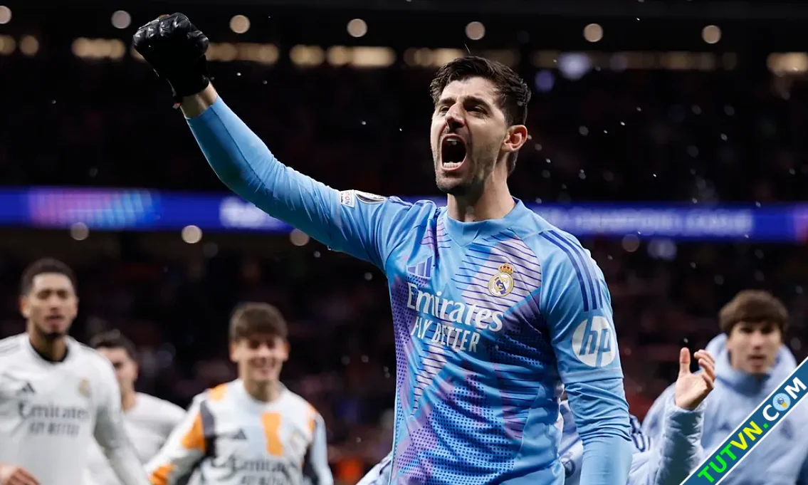 Courtois Atletico luôn khóc lóc như nạn nhân-1.webp