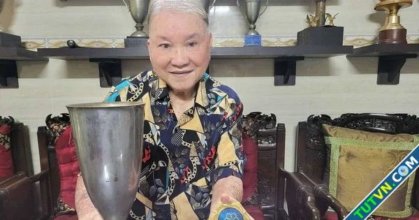Cựu danh thủ Lê Văn Tiết kỳ quan bóng bàn thế giới qua đời tuổi 86-1.webp