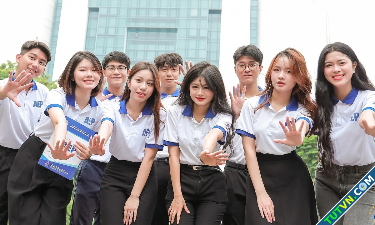 Đại học đầu tiên công bố đưa tiếng Anh thành ngôn ngữ thứ hai-1.webp