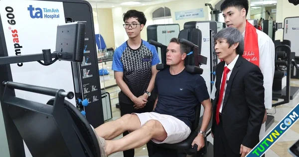 Dàn huyền thoại Ngoại hạng Anh ấn tượng với công nghệ y học thể thao BVĐK Tâm Anh-1.webp