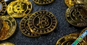 Bitcoin đạt mốc 100.000 USD, lạc quan về tương lai tiền điện tử với ông Trump