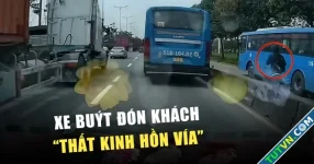 Hú hồn xe buýt dừng đột ngột, đón khách ngay trong làn ô tô