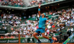 Nadal và 'món quà' làm nên nghiệp lớn