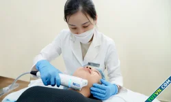 Kết hợp sóng siêu âm và laser chữa da sạm màu, chảy xệ