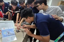Nhà khoa học Việt làm chip AI mô phỏng cơ chế não người