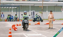 Miễn thi lý thuyết bằng lái xe máy A1, A nếu đã có bằng ôtô
