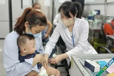 Miễn phí vaccine phòng tiêu chảy cho trẻ nhỏ