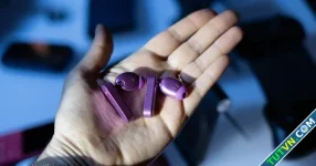 HMD ra mắt tai nghe đầu tiên có thể sạc pin cho smartphone