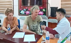 Du khách Hà Lan đi lạc hơn 4 km khi leo Fansipan