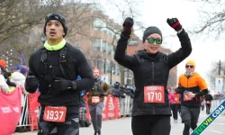 Hơn 2.500 runner chạy half marathon dưới thời tiết -10 độ