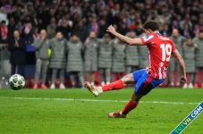 Vì sao Julian Alvarez bị hủy quả đá luân lưu?