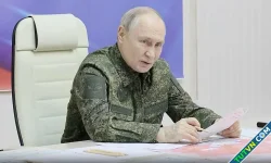 Ông Putin mặc quân phục tới thăm tỉnh Kursk