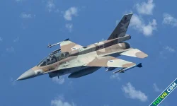Israel không kích thủ đô Syria