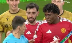 Cầu thủ Man Utd xin hủy phạt đền cho Sociedad