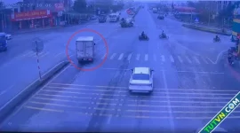 Bị phạt hơn 130 triệu đồng vì 7 lần rẽ trái