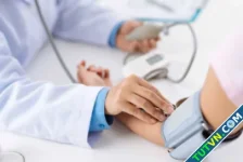 Ở Mỹ tính về nước đặt stent mạch vành vì giá 'chỉ 110 triệu đồng'