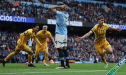 Man City rơi điểm vì bàn phản lưới của trung vệ Uzbekistan