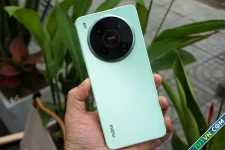 Smartphone hỗ trợ NFC giá hơn hai triệu đồng