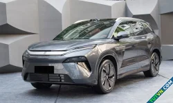 BYD công bố sạc siêu nhanh 5 phút đi 400 km