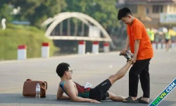 Đối phó thời tiết nóng tại VnExpress Marathon Huế