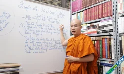 Sư thầy thủ khoa tốt nghiệp dạy tiếng Anh miễn phí