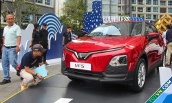Xe gầm cao cỡ nhỏ đầu 2025 - doanh số VinFast áp đảo Toyota, Kia
