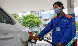 Đề xuất giảm 2% thuế VAT với xăng dầu, máy giặt, lò vi sóng