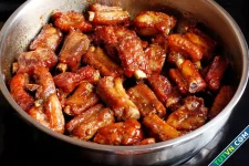 Sườn kho tiêu
