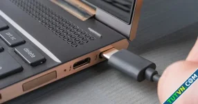 Dùng bộ sạc 100W cho laptop 65W liệu có an toàn?