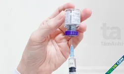 Tiêm botox có hết mồ hôi tay, chân?