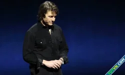 Tom Cruise tưởng nhớ Val Kilmer