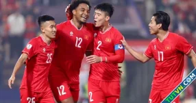 Xuân Son dẫn đầu ‘vua phá lưới’, Việt Nam hiên ngang vào chung kết ASEAN Championship