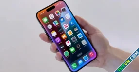 iPhone gây bất ngờ với hiệu ứng phát sáng ở các cạnh màn hình-1.webp