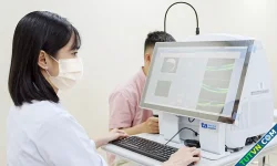 Khi nào trẻ cần khám mắt Khi nào nên cho trẻ khám mắt-1.webp
