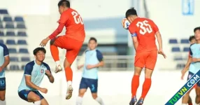 Không còn tòa tháp 195 m của HAGL U23 Việt Nam còn ai chuyên trị bóng bổng-1.webp