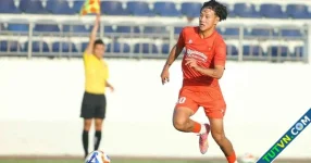 Cơ hội nào cho tiền đạo Việt kiều Alex Bùi-1.webp