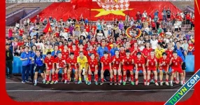 AFC tặng quà đặc biệt chúc mừng đội tuyển nữ Việt Nam ca ngợi VFF và sân Việt Trì-1.webp
